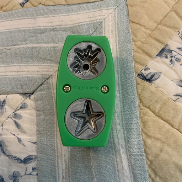 CM GALAXY MICRO MAKER PAPER PUNCH - Picture 2 of 3